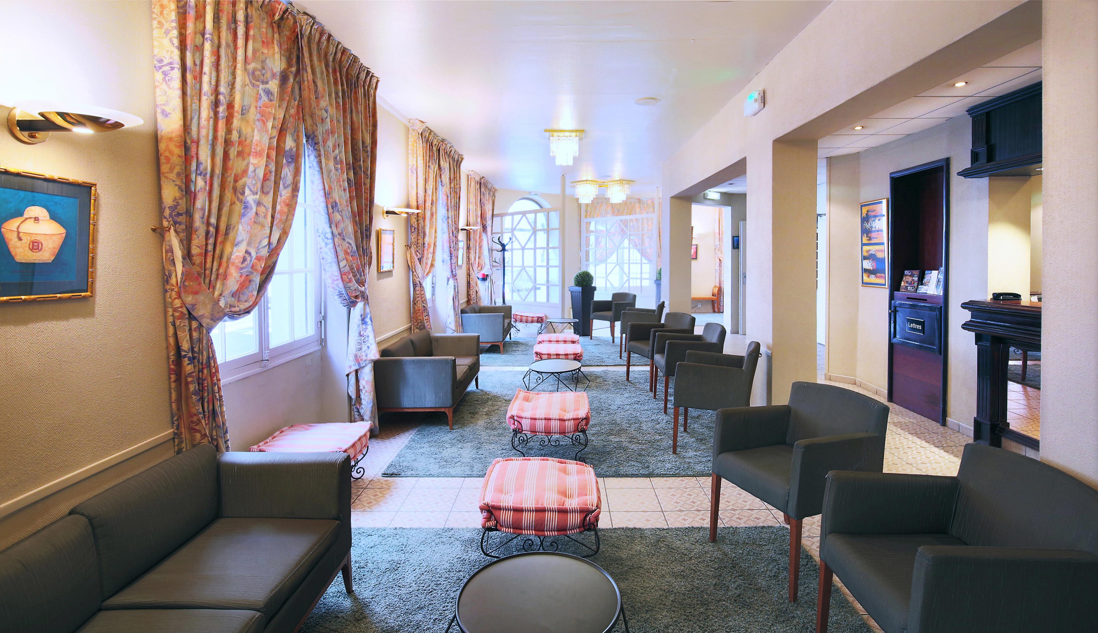 Hotel Aneto Лурд Екстериор снимка