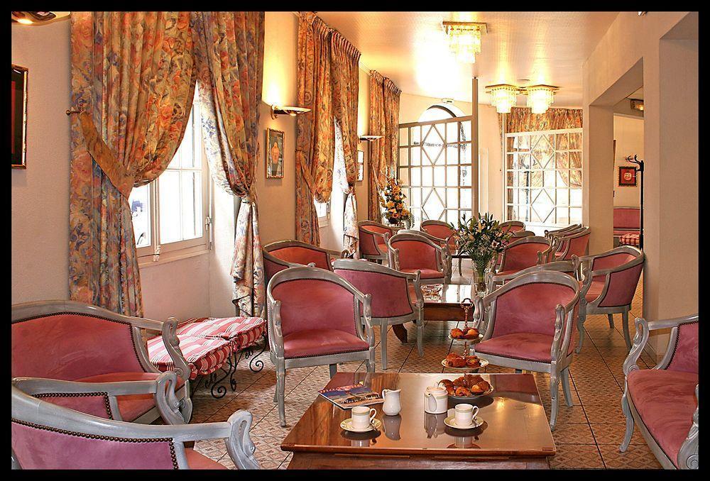 Hotel Aneto Лурд Екстериор снимка