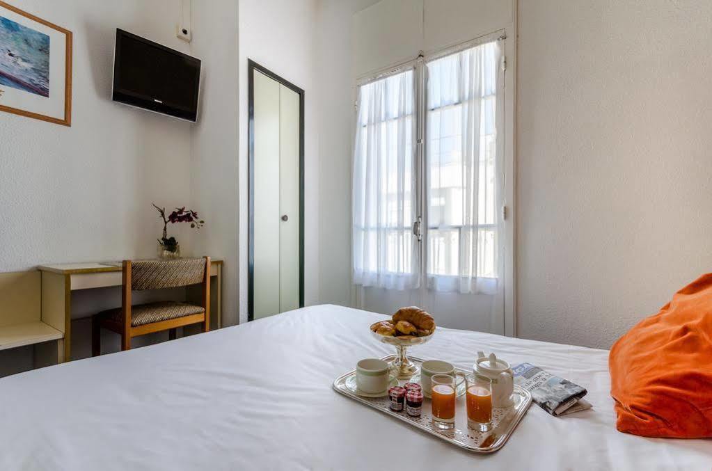 Hotel Aneto Лурд Екстериор снимка